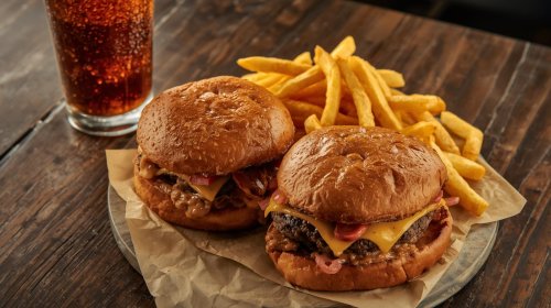 2db smash burger+Hasábburgonya+Coca Cola(Ebéd)